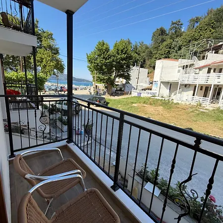 Thasosgoldenstay Family Apartament